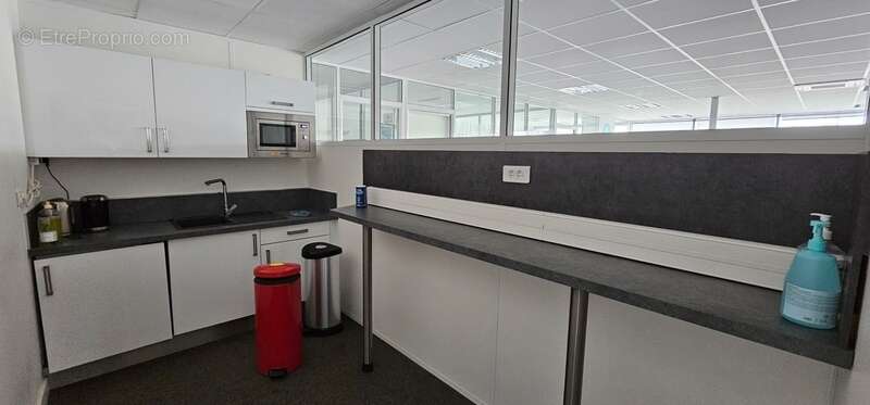 Commerce à CHAPONOST