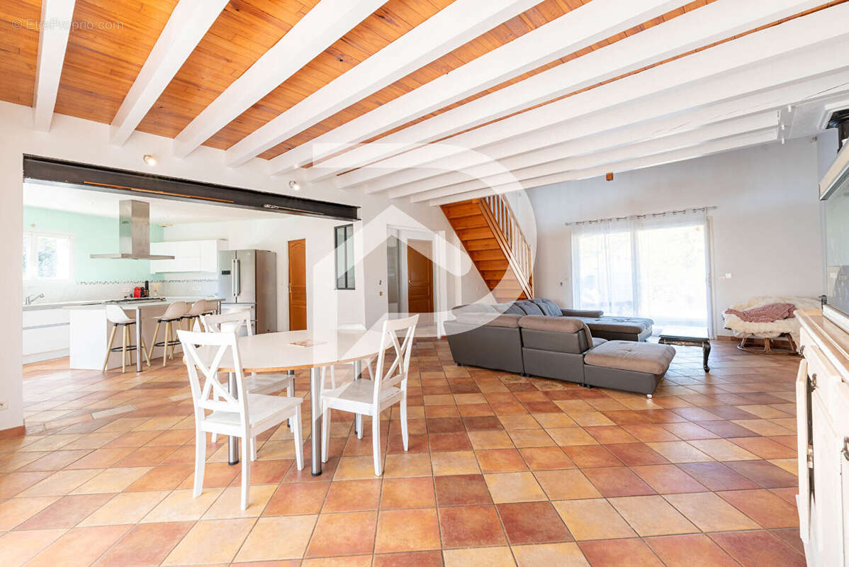 Maison à BRETAGNE-DE-MARSAN