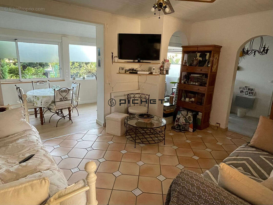 Maison à LE TAILLAN-MEDOC