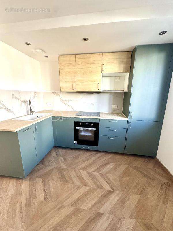 Appartement à FRESNES
