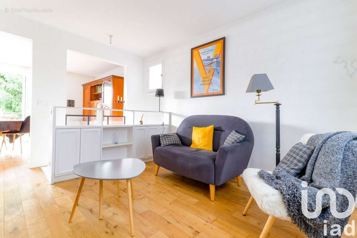 Photo 6 - Maison à SAINT-GERMAIN-LES-ARPAJON