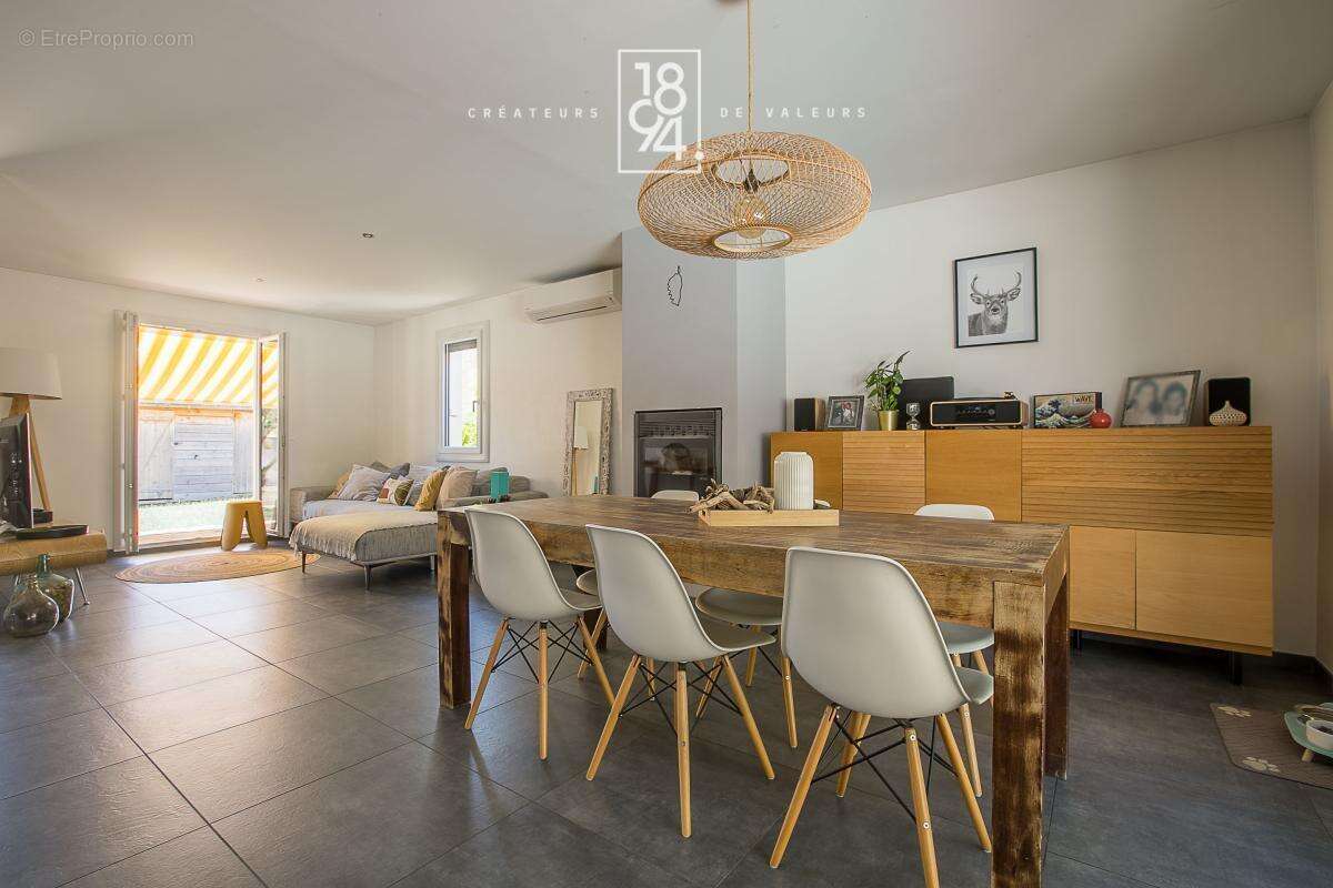 Maison à MARSEILLE-11E