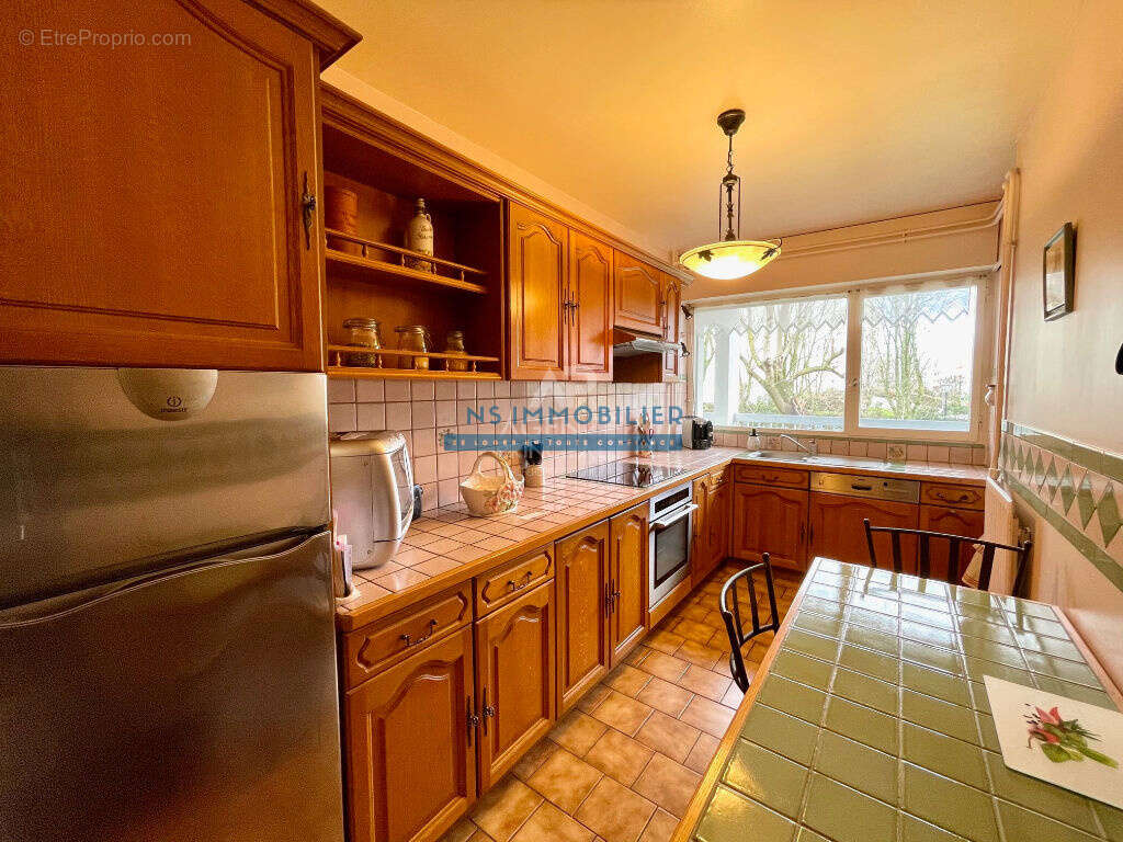 Appartement à SARTROUVILLE