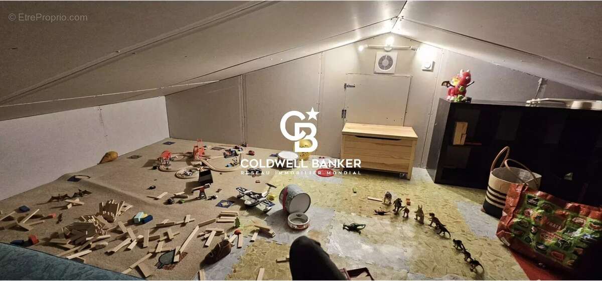 Maison à PUGET-SUR-ARGENS