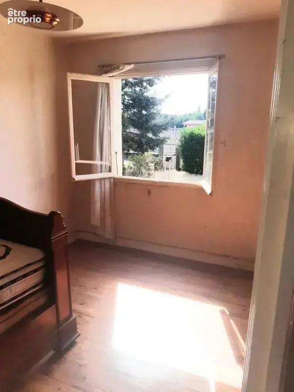 Maison 5 pièces 85 m² à vendre à Puy-Guillaume (63290) - photo 9