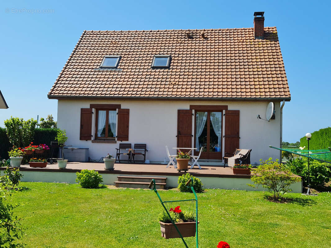 Maison à SAINT-PIERRE-EN-VAL