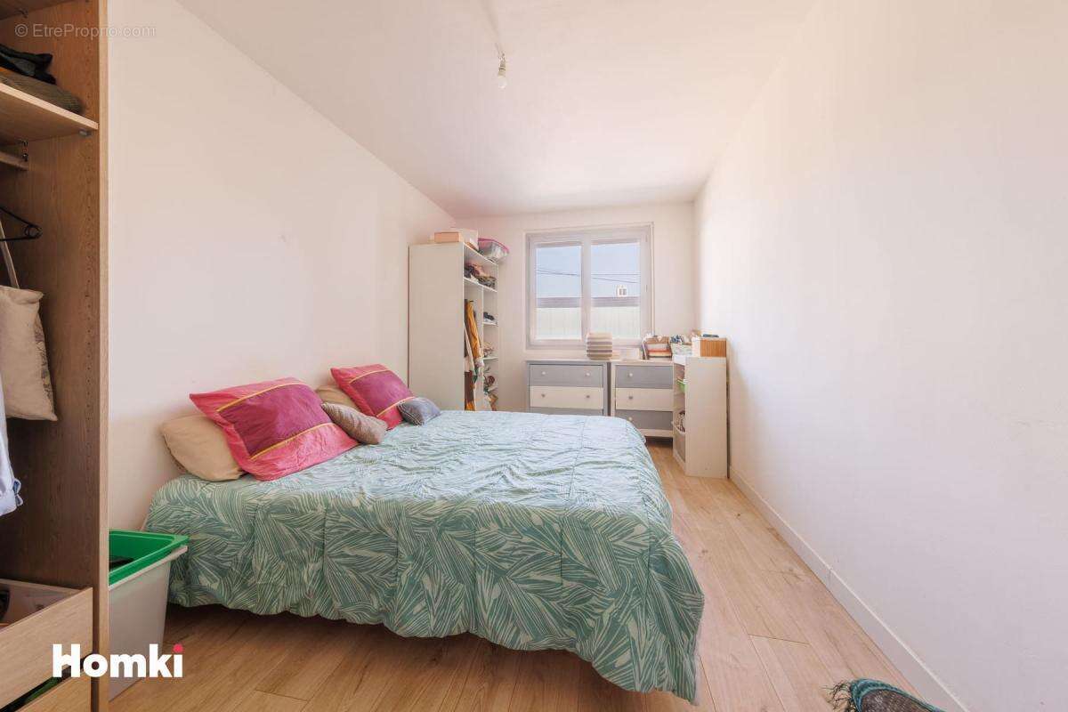 À vendre – Maison familiale de 125 m² avec jardin de 686 m2– Aubière - photo 8