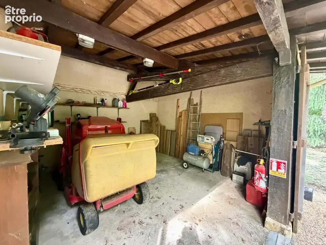 Maison en pierre sur 1,5 ha avec piscine, vie de plain-pied et atelier - photo 23