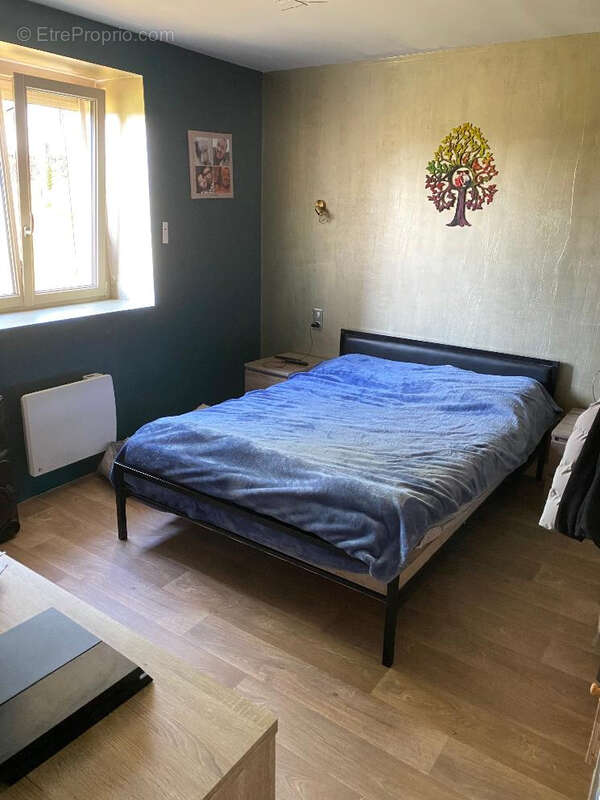 Maison à MONT-SAINT-SULPICE