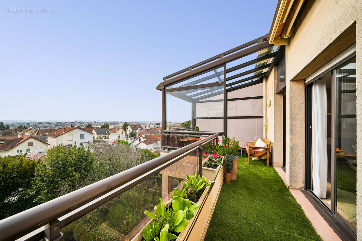 Appartement à SAVIGNY-SUR-ORGE