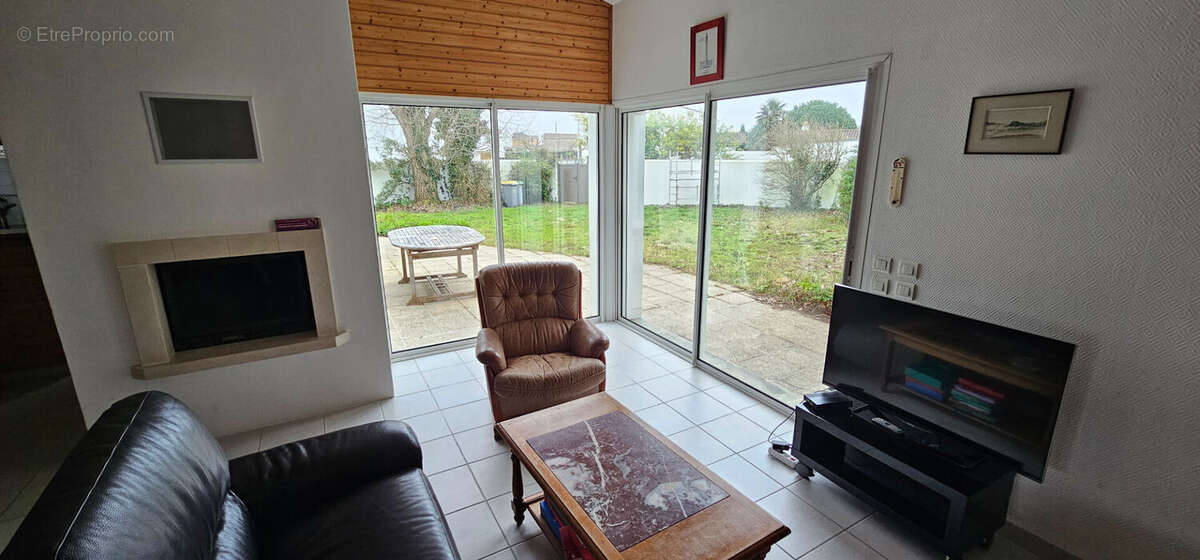 Maison à LES PORTES-EN-RE
