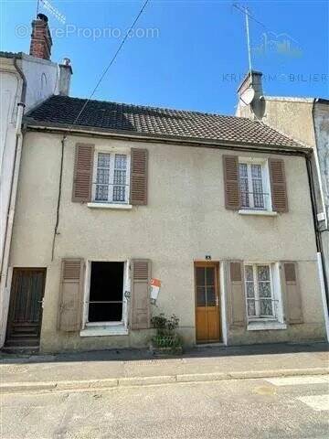 Maison à LIZY-SUR-OURCQ