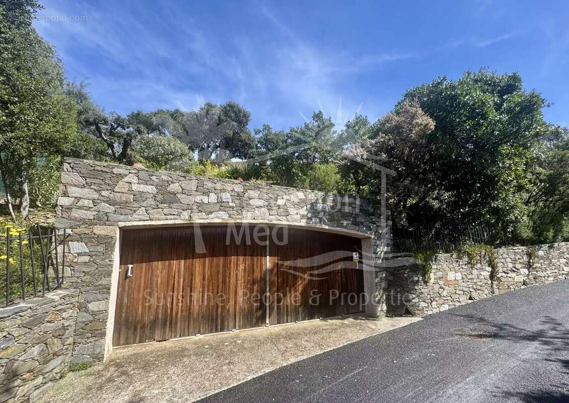 Maison à LE LAVANDOU