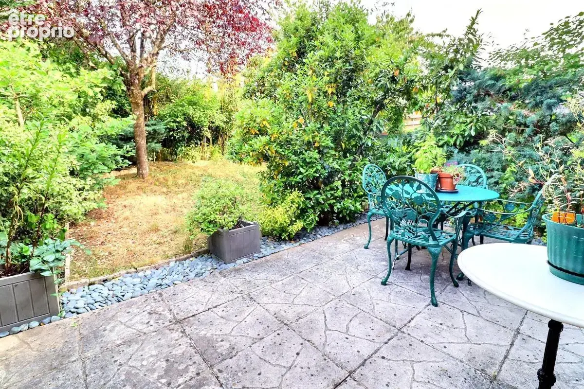 Maison 4 chambres, jardin et garage quartier Grands Crus - photo 6