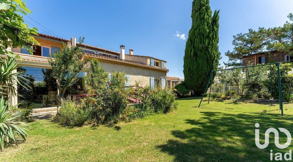 Photo 1 - Maison à BEDARRIDES