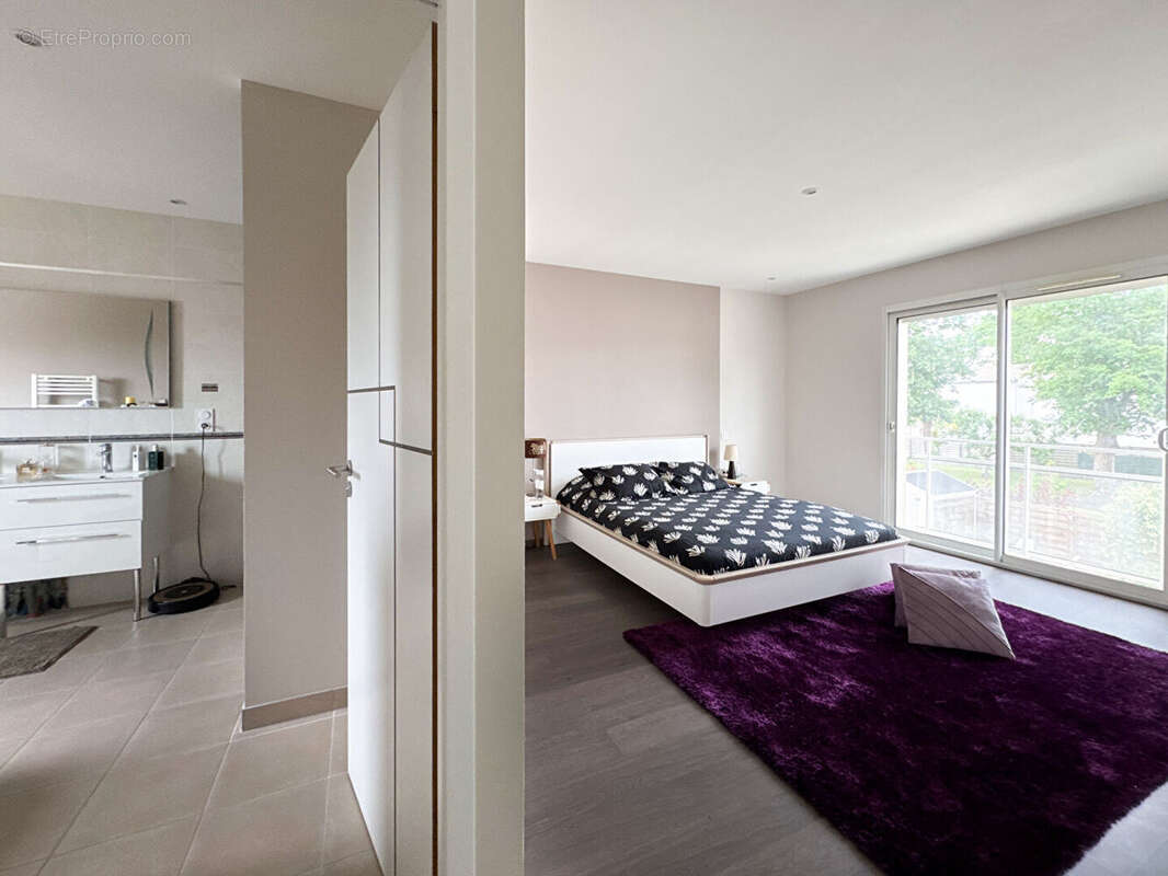 Maison à VILLENAVE-D&#039;ORNON