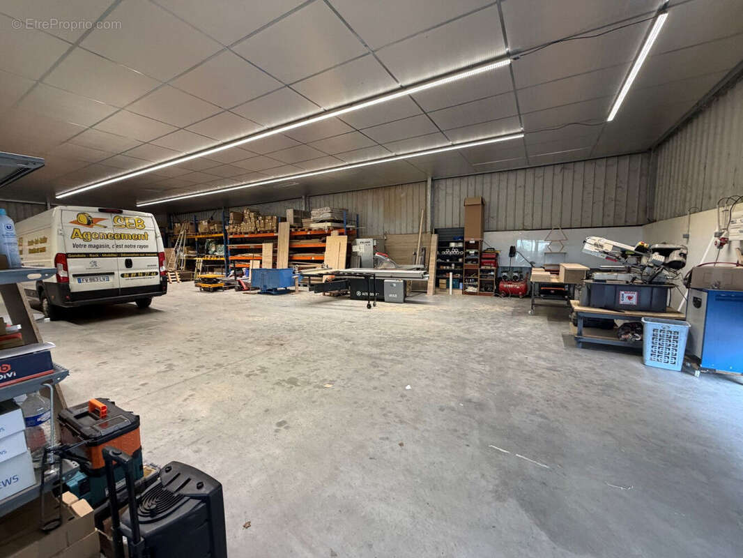 Photo 5 - Parking à BENET