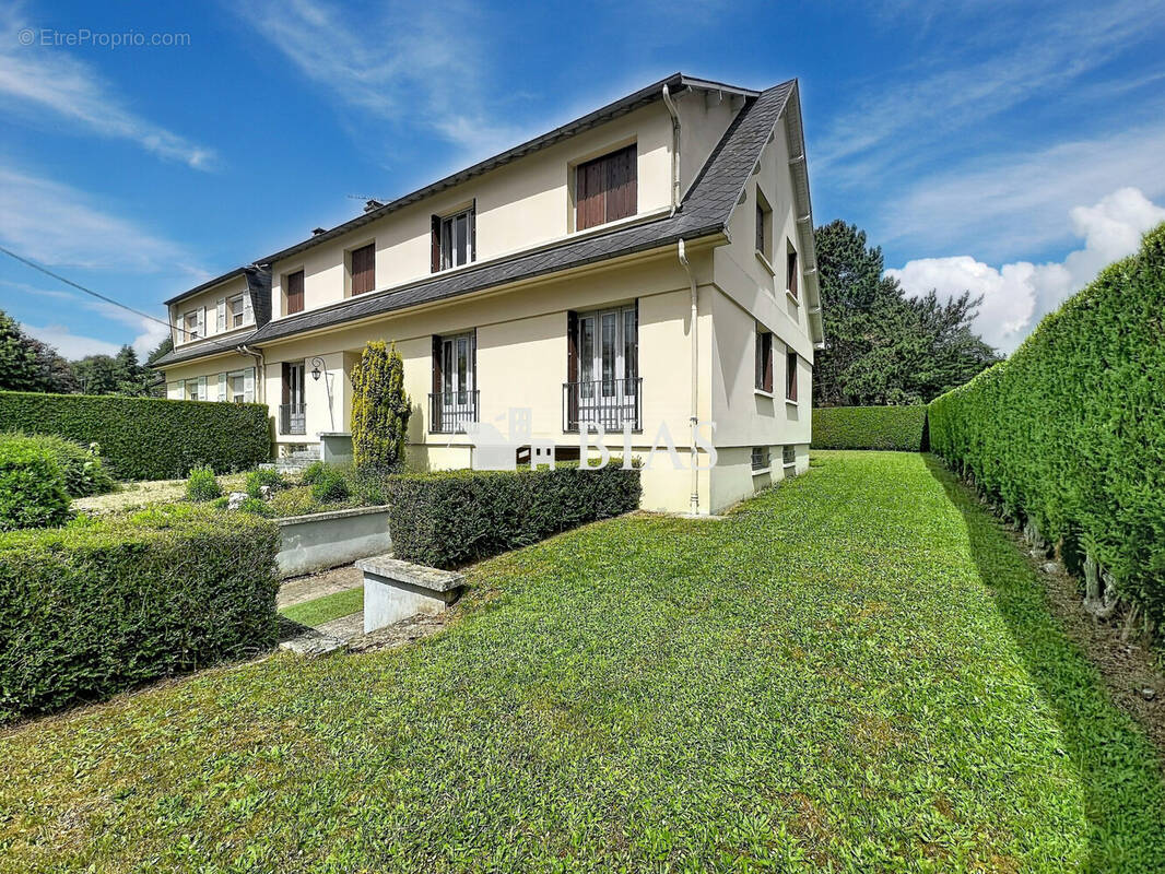 Maison à BERNAY