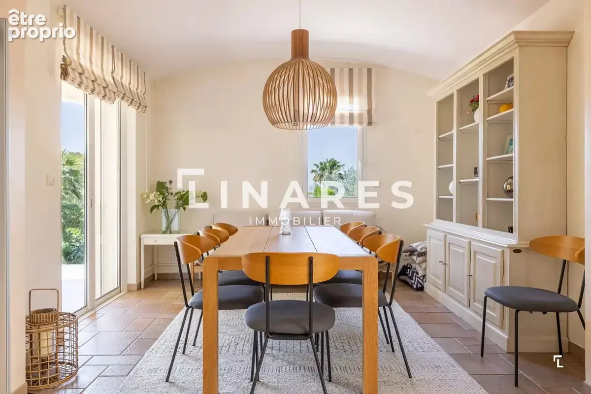 VILLA AZURA - Propriété T5 de 185m2 - Piscine - Terrain de boules - 83118 SAINT - RAPHAËL - photo 5