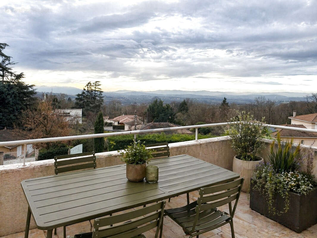 Appartement à LIMONEST