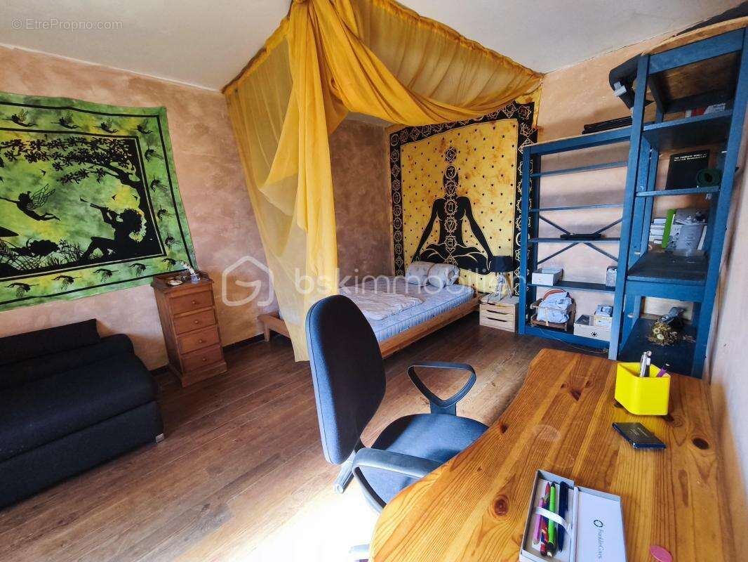 Maison à AURIONS-IDERNES