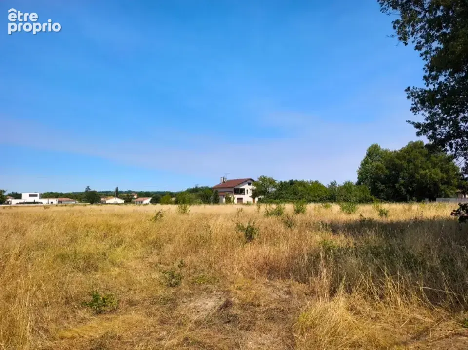 Terrain à LABASTIDE-SAINT-GEORGES