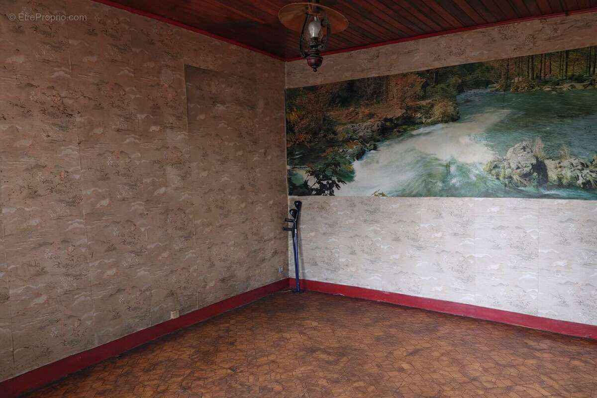 ChatGPT Image 15 avr. 2026 144706 - Maison à LA COQUILLE