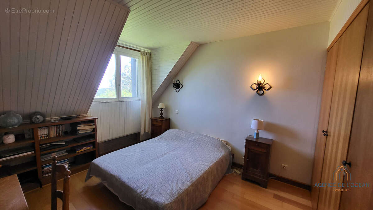 Maison 250 m² - LE PALAIS - photo 14
