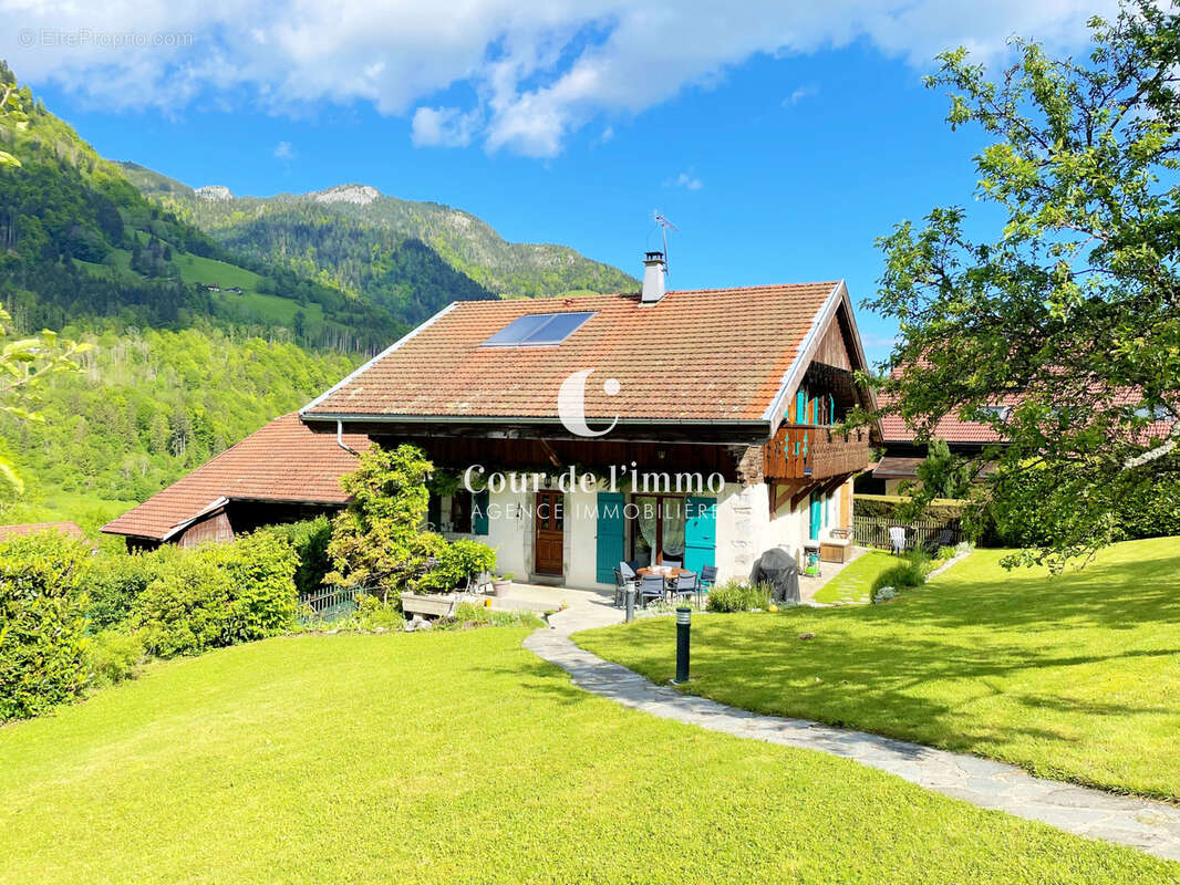 Maison à BONNEVILLE