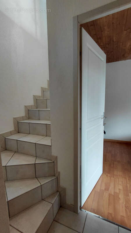 Maison à PLAIMBOIS-VENNES