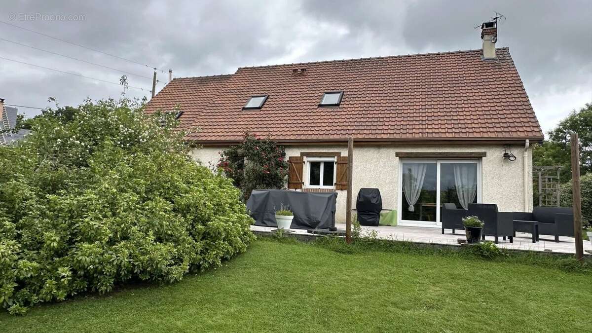 Maison à EPAIGNES