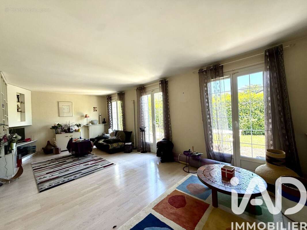 Photo 5 - Maison à SUCY-EN-BRIE