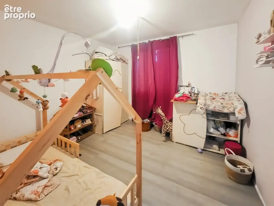 Maison de plain-pied 3 chambres avec jardin LA SUZE SUR SARTHE (72) - photo 5