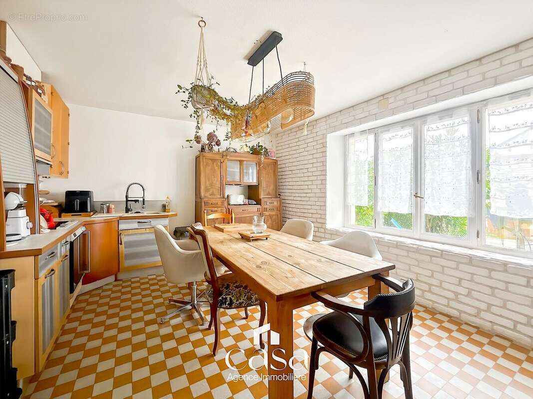 Maison à THAON