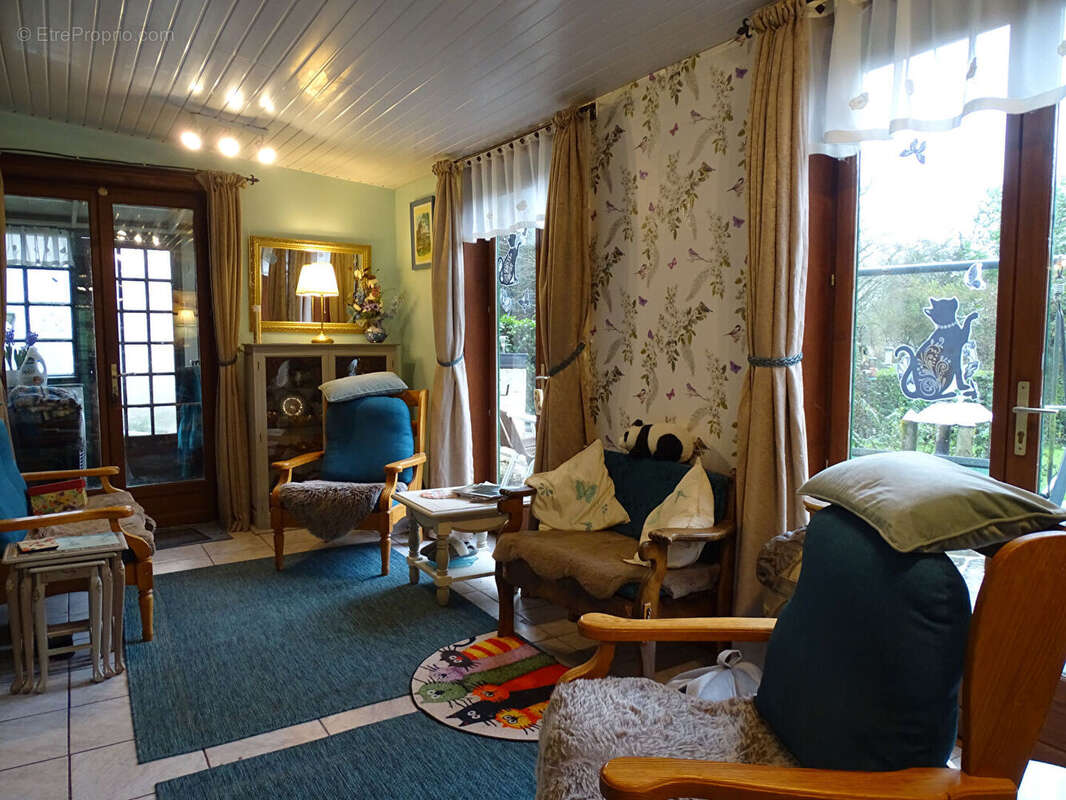 Maison à SAINTE-TREPHINE