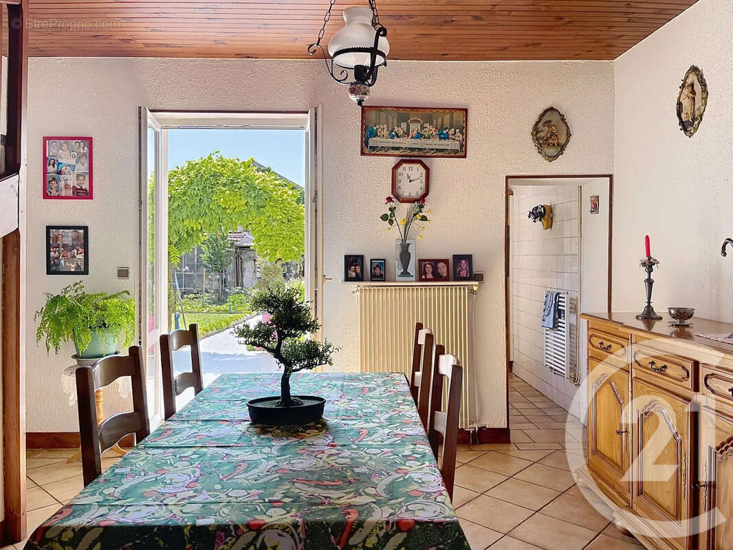 Maison à EPERNAY