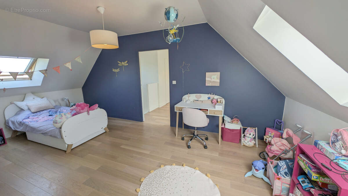 Maison à SAINT-QUENTIN-EN-TOURMONT