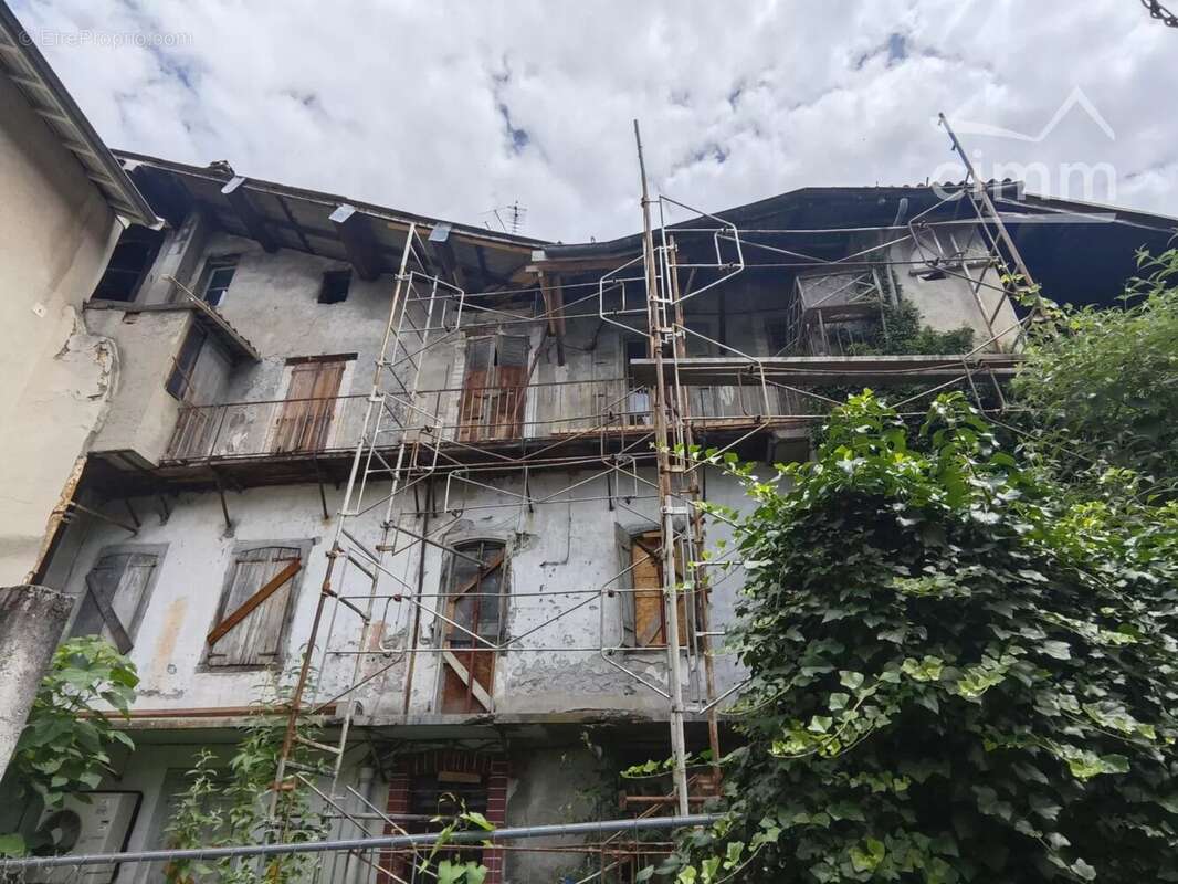 Appartement à DOMENE