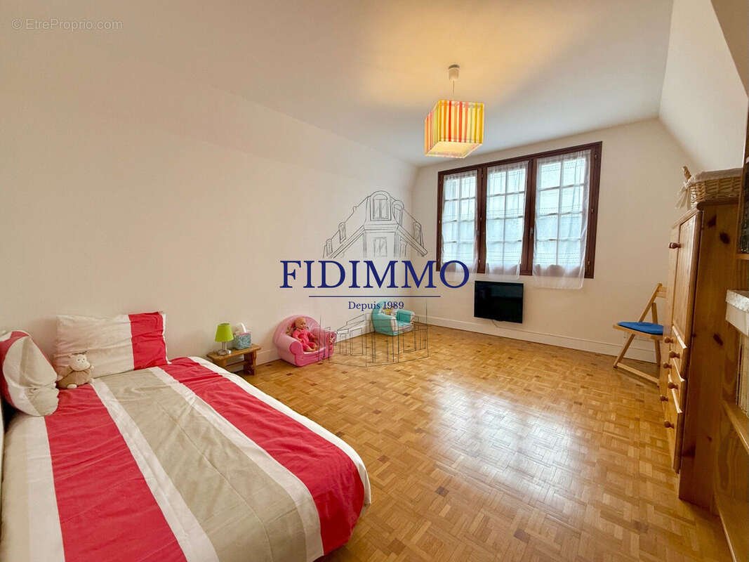 Maison à ORMESSON-SUR-MARNE