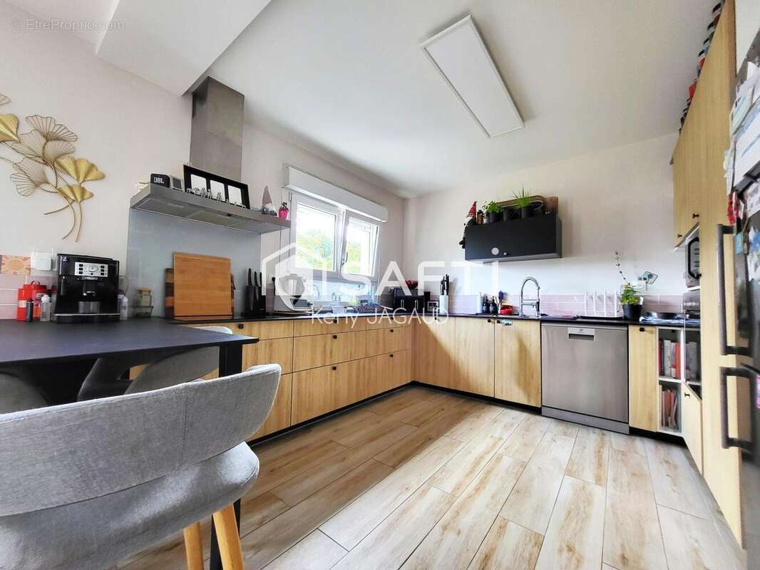 Photo 7 - Maison à FONTAINE-LE-COMTE