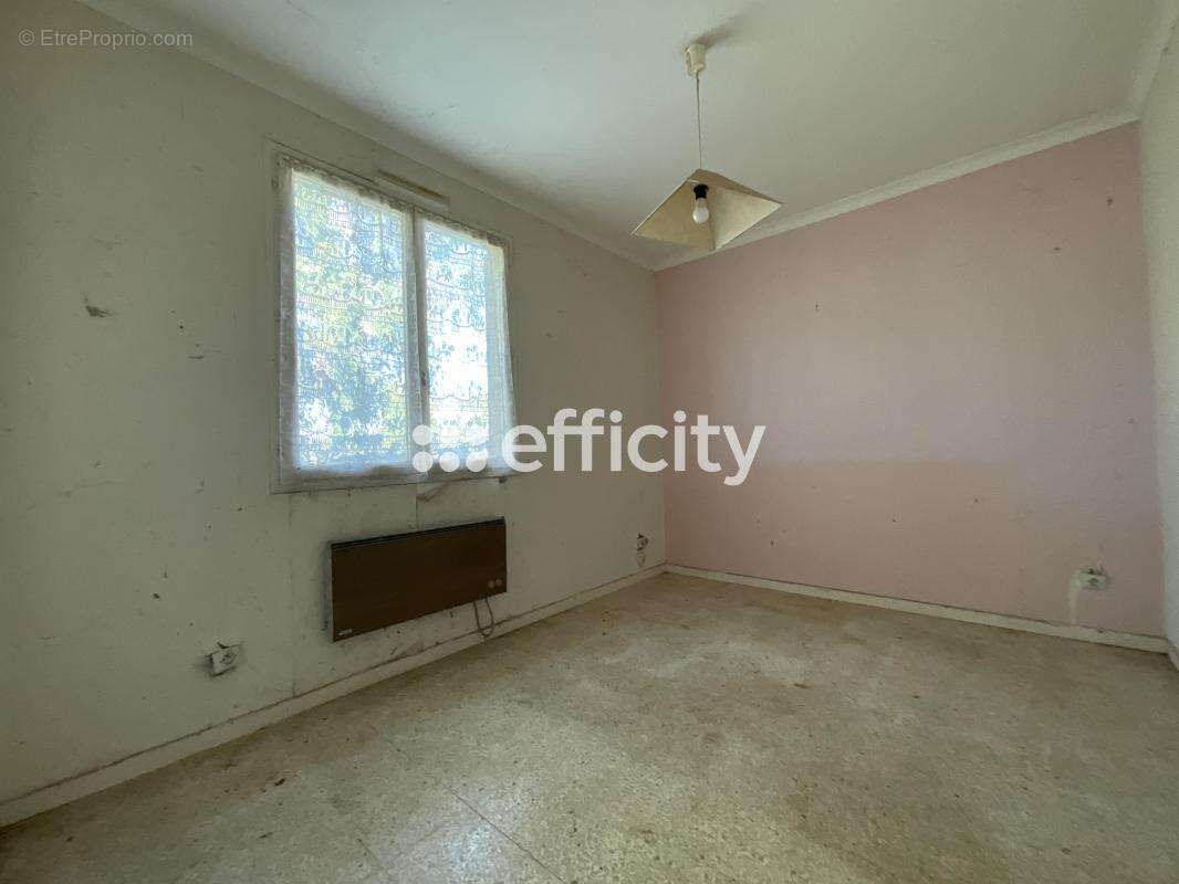 Maison 63 m² à Saint-Priest  - photo 11