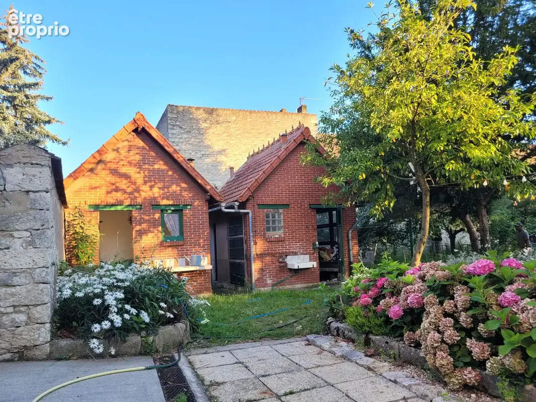 Maison bourgeoise entièrement rénovée de 193 m2 - Souppes-Sur-Loing - photo 14