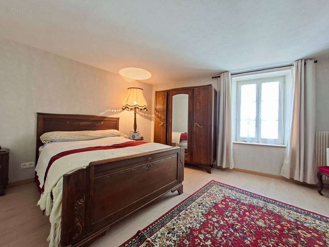 Maison à CROUY-SUR-OURCQ