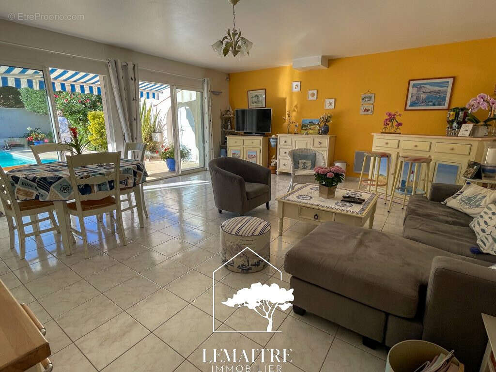 Au calme, maison plain pied 4 chambres + jardin d'hiver, piscine et garage ! - photo 25