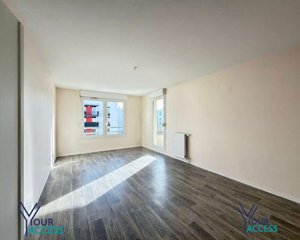 Appartement à BRON