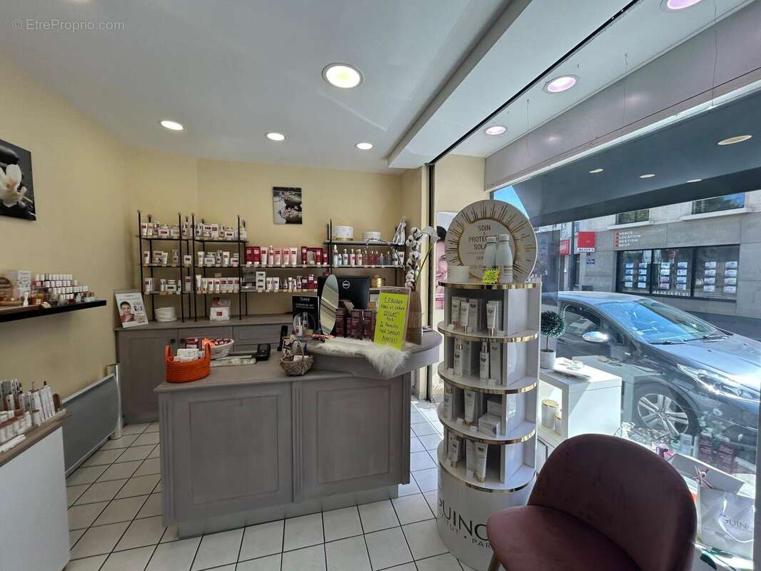 Photo 3 - Commerce à NANTES