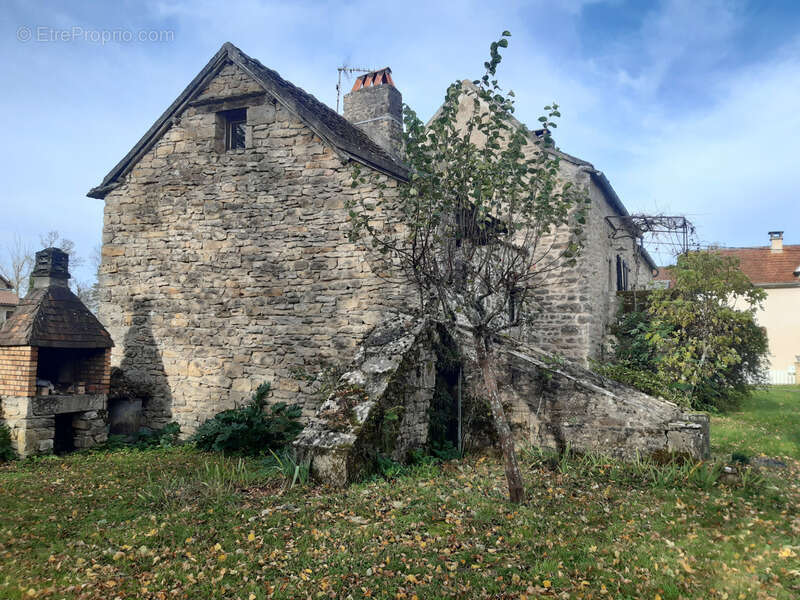 Maison à LARAMIERE