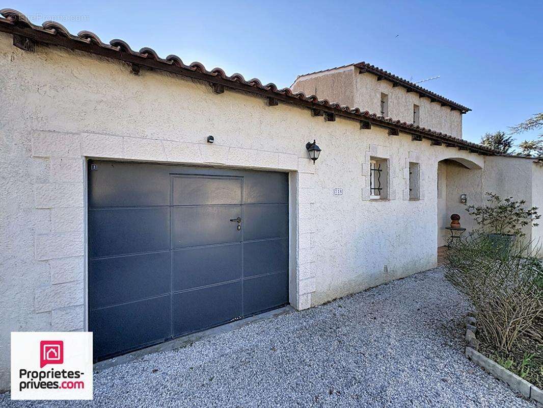 Rians VILLA T4 garage piscine sur 1200 m² - photo 14