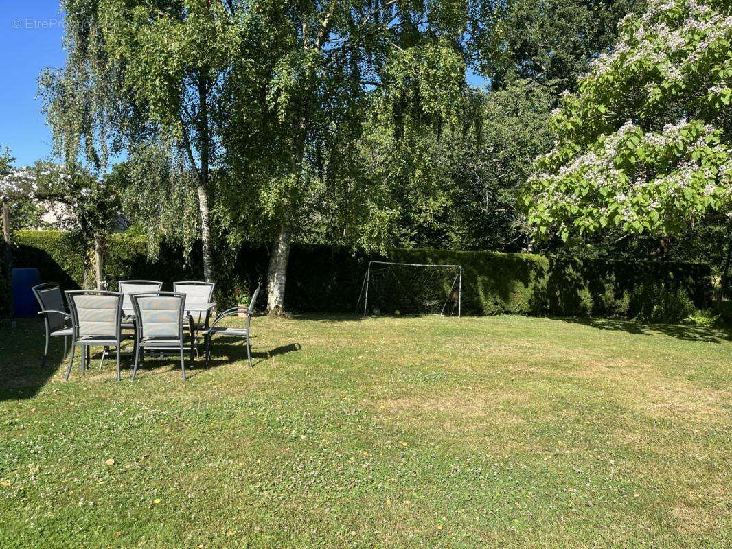 Maison familiale 4 chambres à vendre à plessé – proche écoles, commerces et services - photo 12