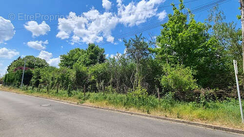 Terrain à BEAUGENCY